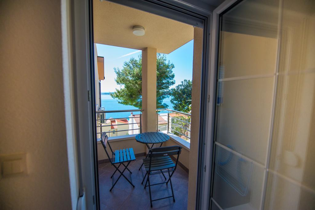 Apartments Karlo Baška Voda Oda fotoğraf