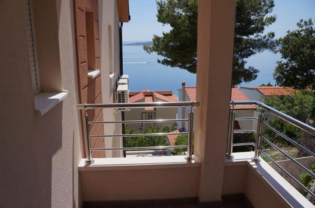 Apartments Karlo Baška Voda Dış mekan fotoğraf