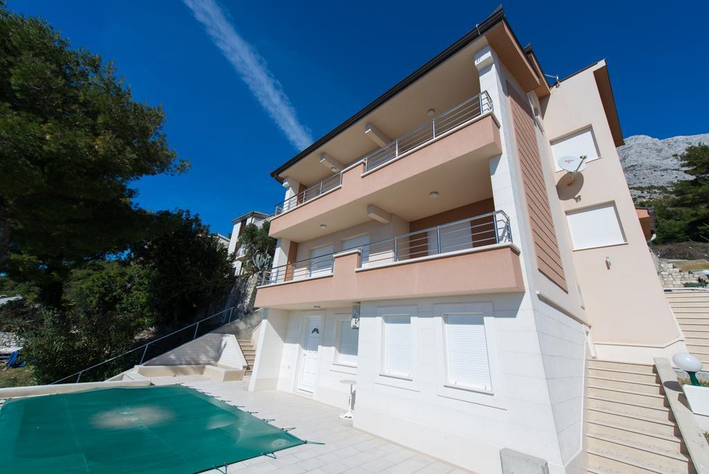 Apartments Karlo Baška Voda Dış mekan fotoğraf